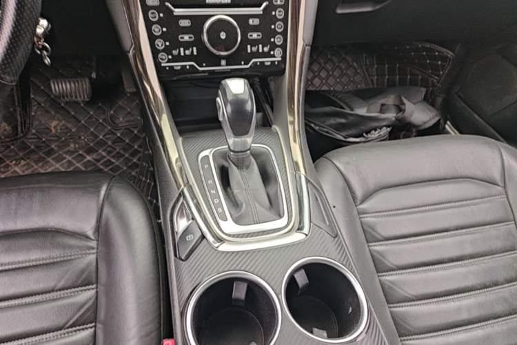 Used Ford Mondeo 2013 1.5L GTDi180 Fashion Edition Gear Lever