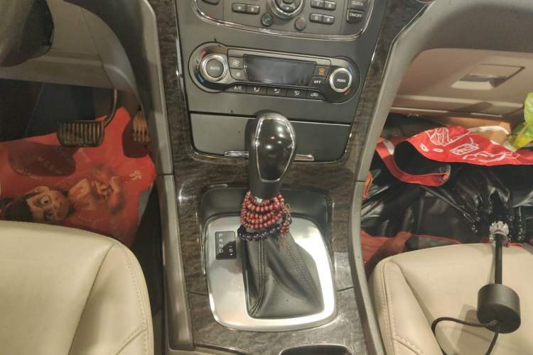 Used Ford Mondeo 2013 2.3L Luxury Model Gear Lever