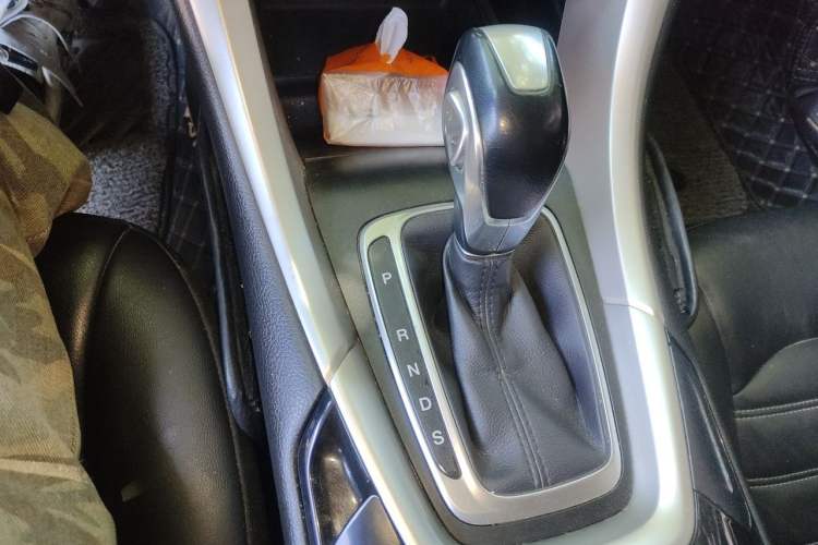 Used Ford Mondeo 2013 1.5L GTDi180 Fashion Edition Gear Lever