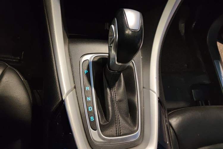 Used Ford Mondeo 2013 1.5L GTDi180 Fashion Edition Gear Lever
