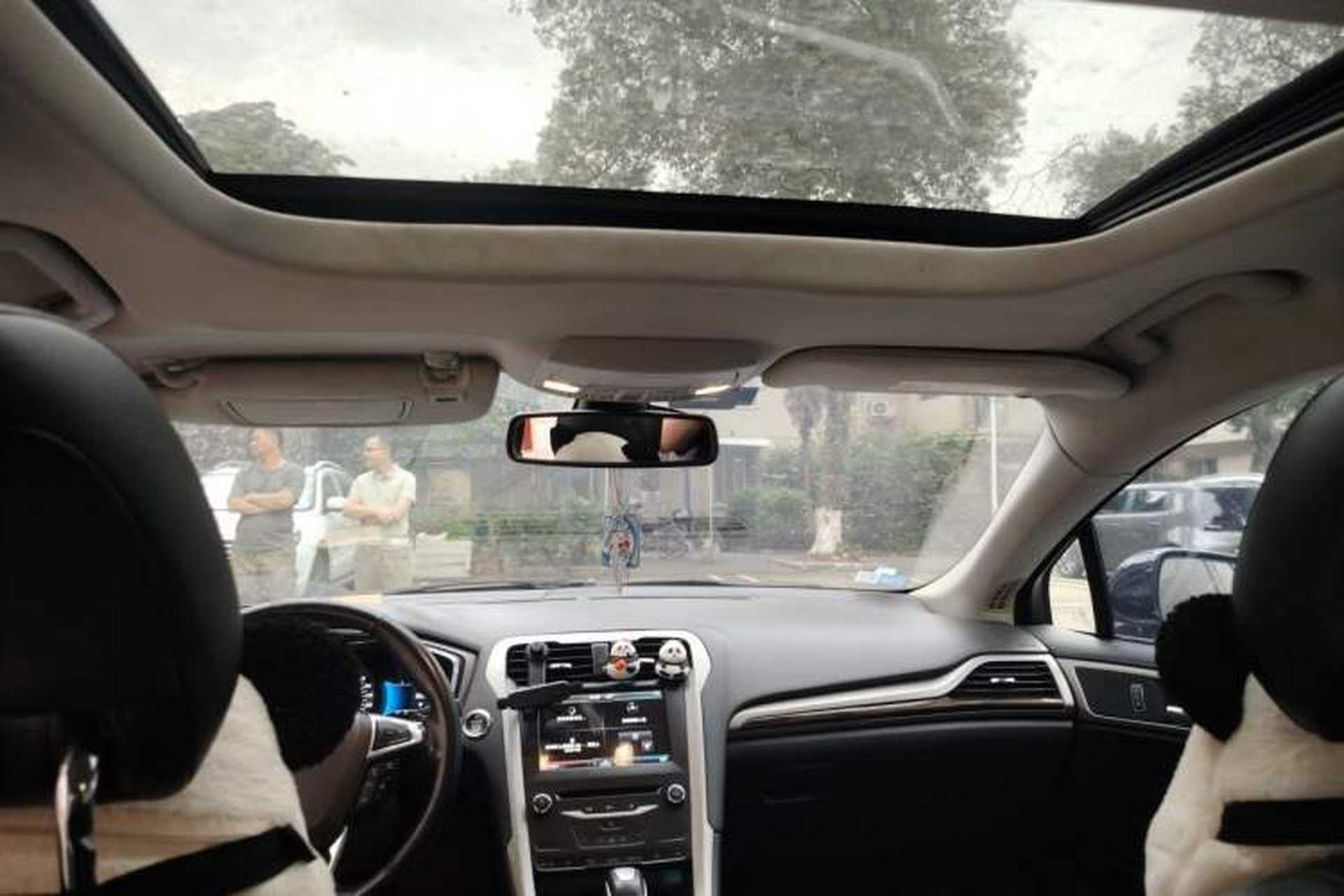 Used Ford Mondeo 2013 2.0L GTDi 200 Luxury Model Headliner