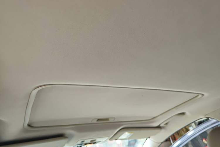 Used Ford Mondeo 2013 2.3L Fashion Edition Headliner