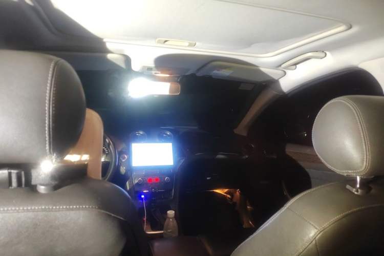 Used Ford Mondeo 2013 2.3L Luxury Model Headliner