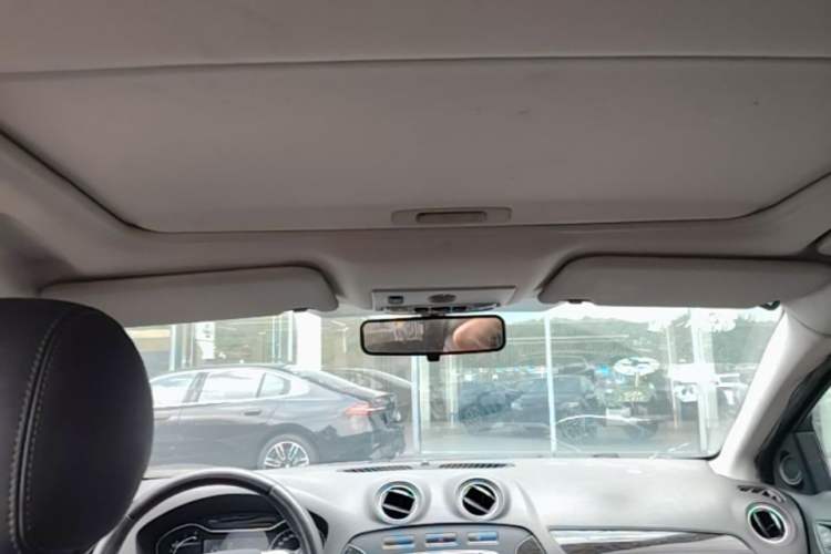 Used Ford Mondeo 2013 2.3L Luxury Model Headliner