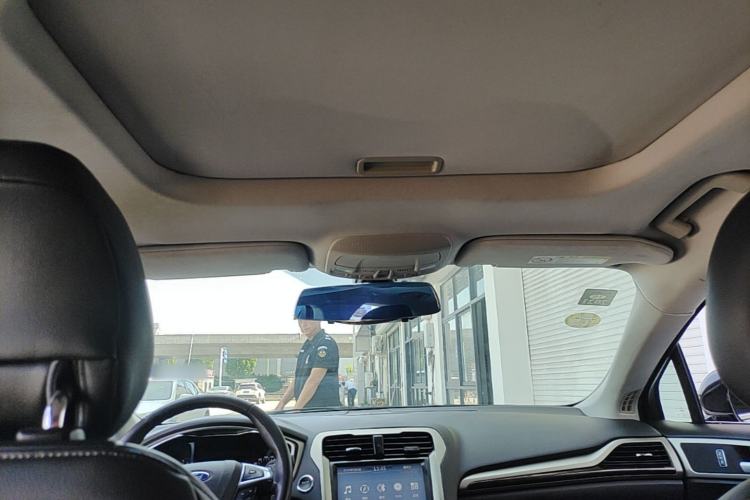 Used Ford Mondeo 2013 2.0L GTDi 200 Fashion Edition Headliner