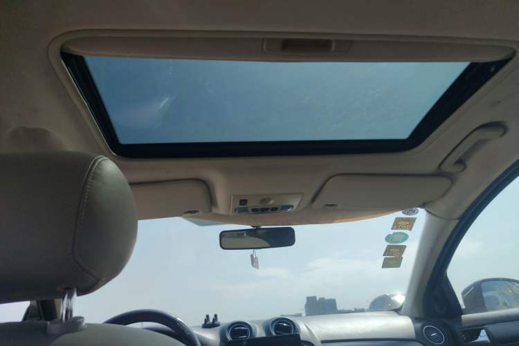 Used Ford Mondeo 2013 2.3L Fashion Edition Headliner