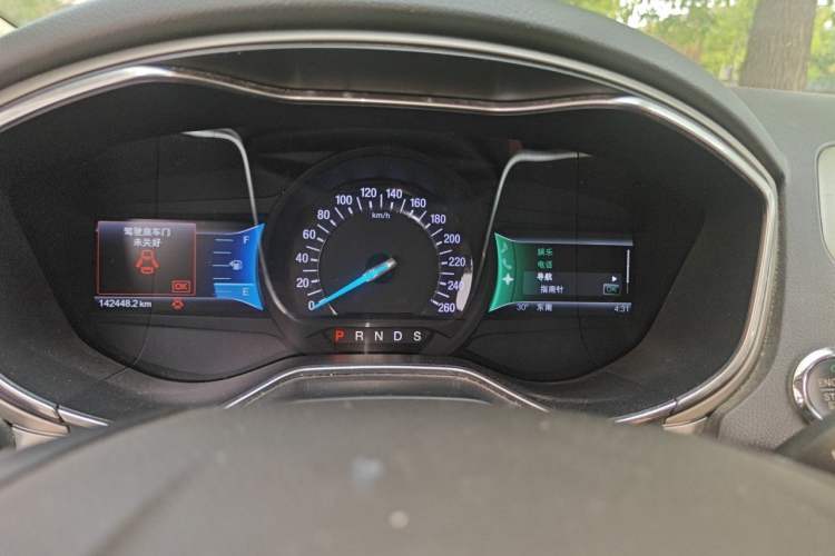 Used Ford Mondeo 2013 2.0L GTDi240 Ultimate Edition Instrument Cluster