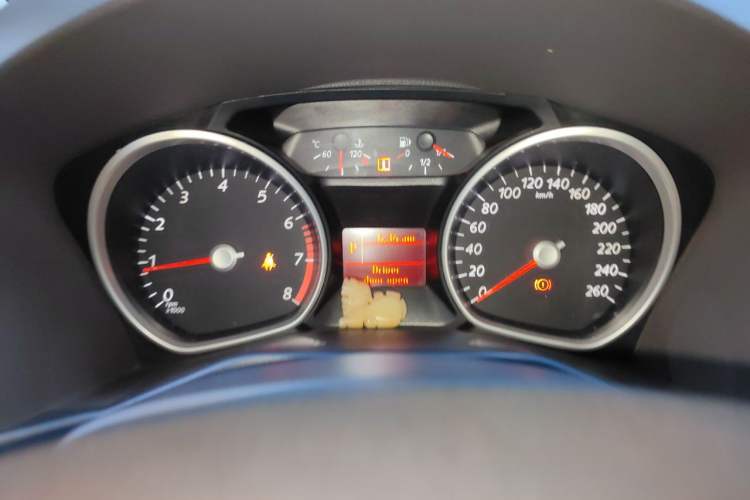 Used Ford Mondeo 2013 2.3L Fashion Edition Instrument Cluster