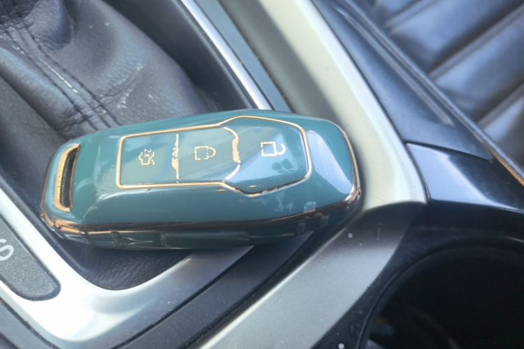 Used Ford Mondeo 2013 2.0L GTDi 200 Fashion Edition Interior 1