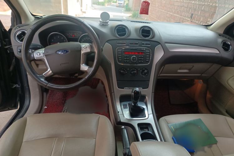 Used Ford Mondeo 2013 2.3L Fashion Edition Interior 2