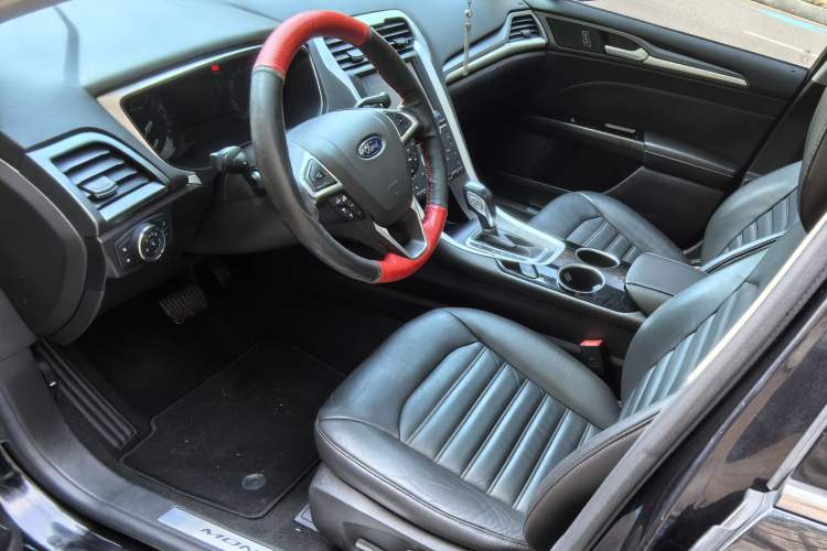 Used Ford Mondeo 2013 1.5L GTDi180 Fashion Edition Interior 2
