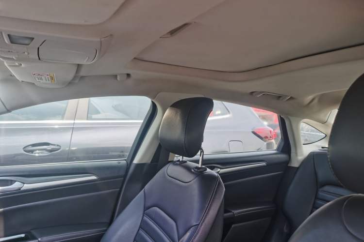 Used Ford Mondeo 2013 1.5L GTDi180 Fashion Edition Interior 7