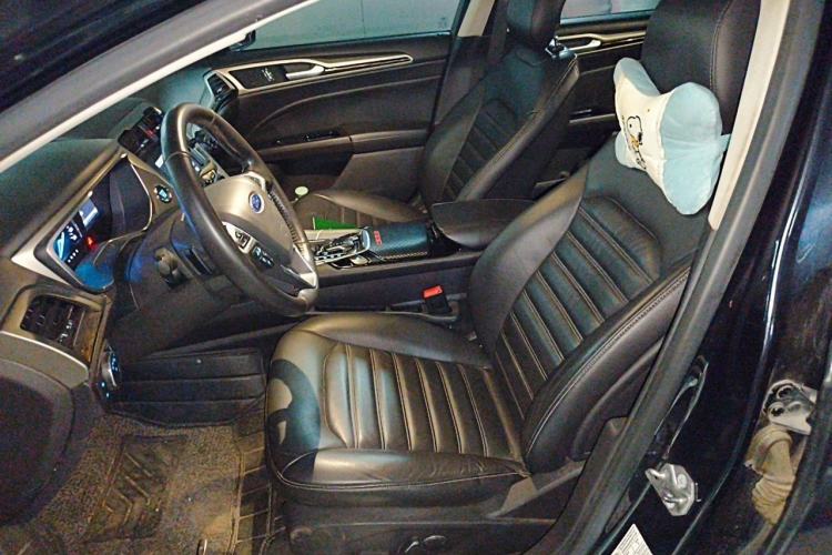Used Ford Mondeo 2013 2.0L GTDi 200 Luxury Model Left Front Seat