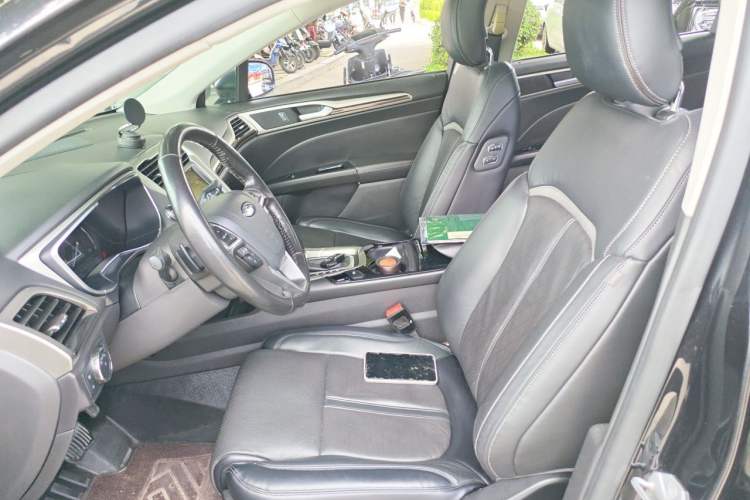 Used Ford Mondeo 2013 2.0L GTDi 200 Fashion Edition Left Front Seat