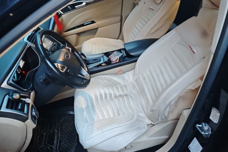 Used Ford Mondeo 2013 2.0L GTDi 200 Luxury Model Left Front Seat