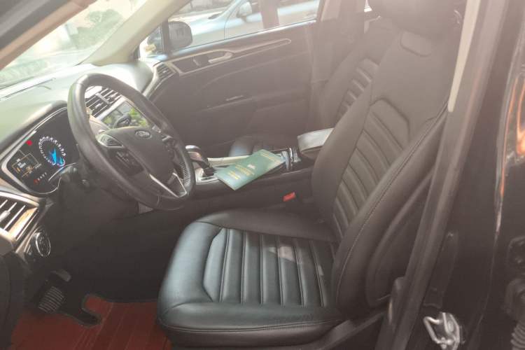 Used Ford Mondeo 2013 2.0L GTDi 200 Fashion Edition Left Front Seat
