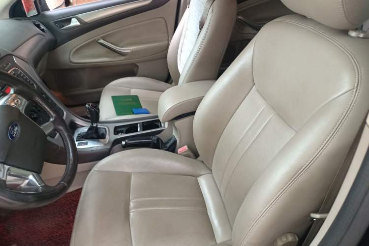 Used Ford Mondeo 2013 2.3L Fashion Edition Left Front Seat