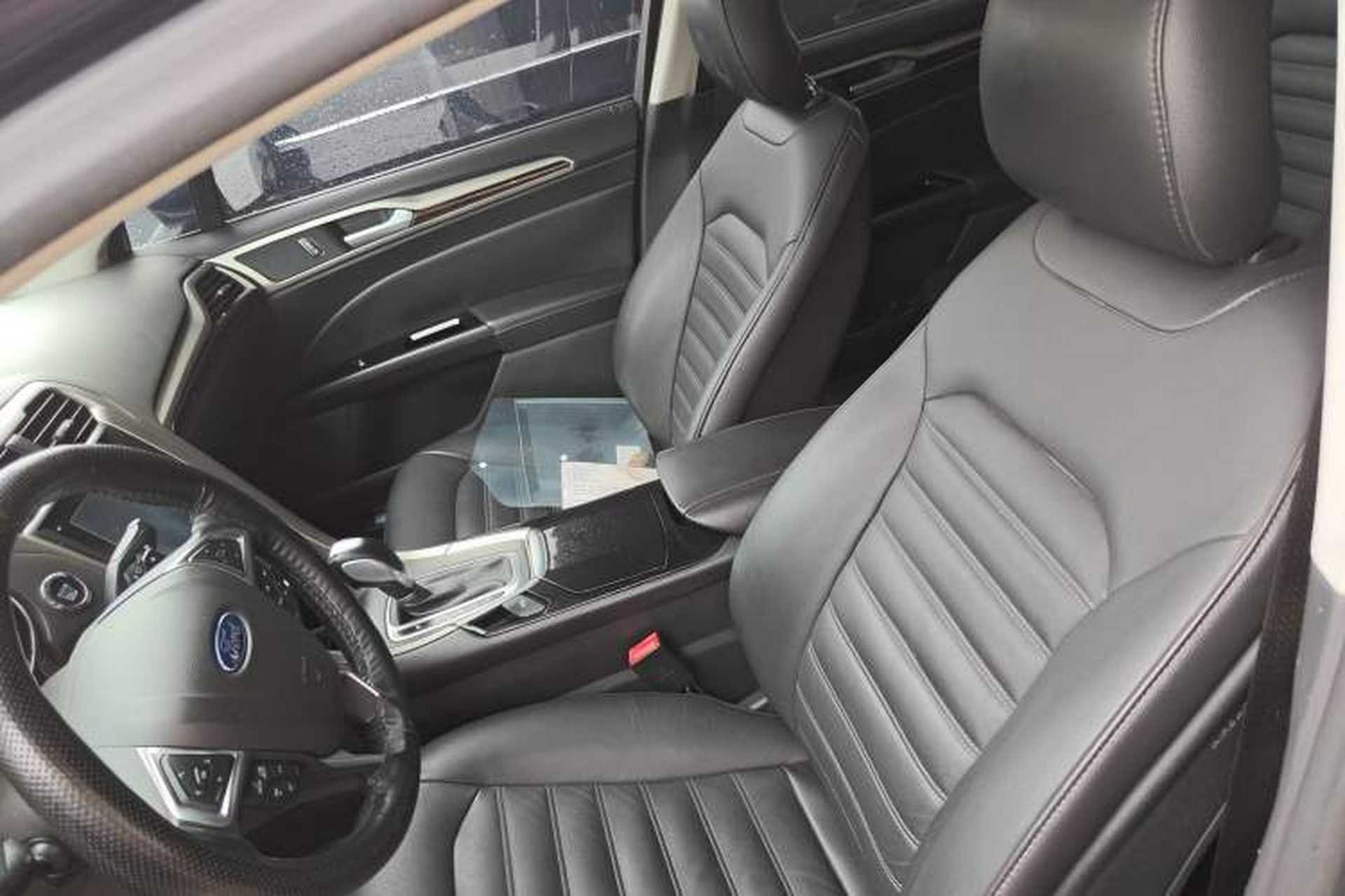Used Ford Mondeo 2013 2.0L GTDi 200 Fashion Edition Left Front Seat