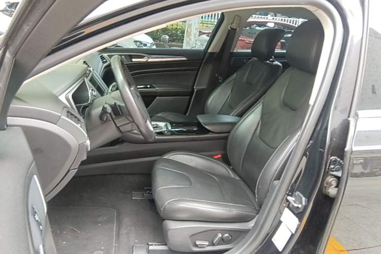 Used Ford Mondeo 2013 2.0L GTDi240 Luxury Sport Model Left Front Seat