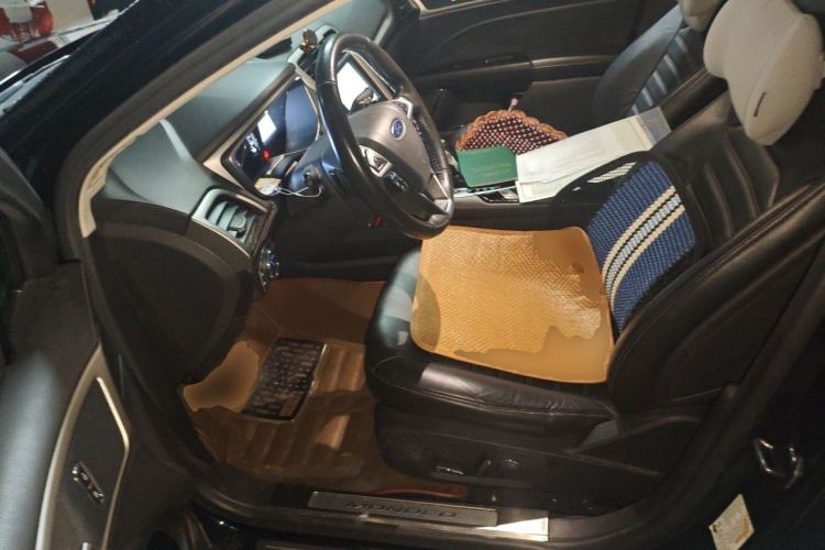 Used Ford Mondeo 2013 2.0L GTDi 200 Luxury Model Left Front Seat