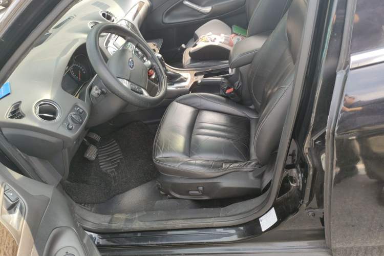 Used Ford Mondeo 2013 2.3L Luxury Model Left Front Seat
