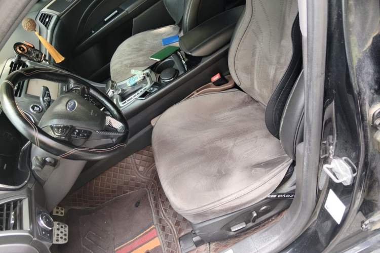 Used Ford Mondeo 2013 2.0L GTDi240 Luxury Sport Model Left Front Seat