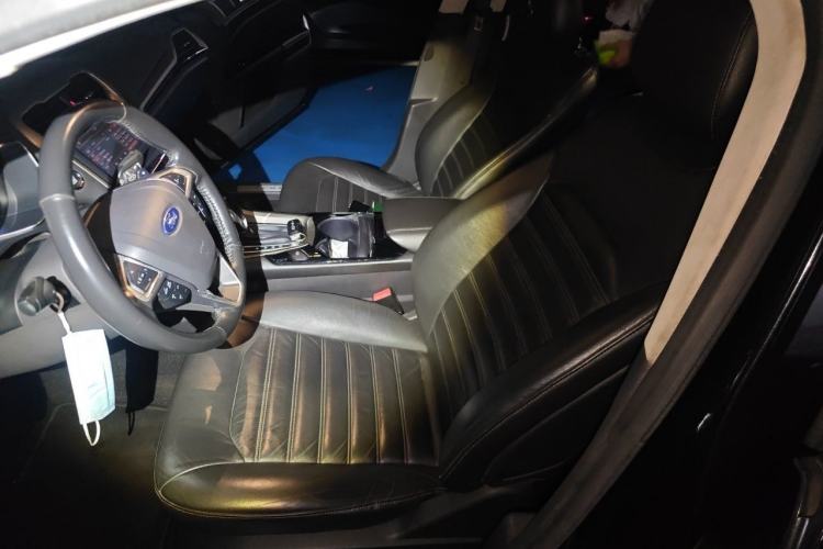 Used Ford Mondeo 2013 2.0L GTDi 200 Fashion Edition Left Front Seat