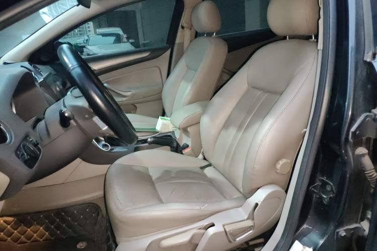 Used Ford Mondeo 2013 2.3L Fashion Edition Left Front Seat