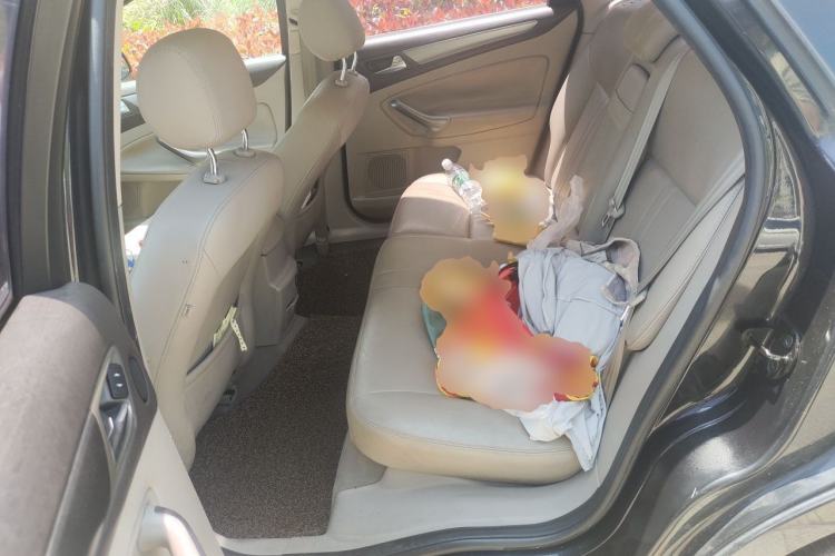 Used Ford Mondeo 2013 2.3L Fashion Edition Left Rear Seat