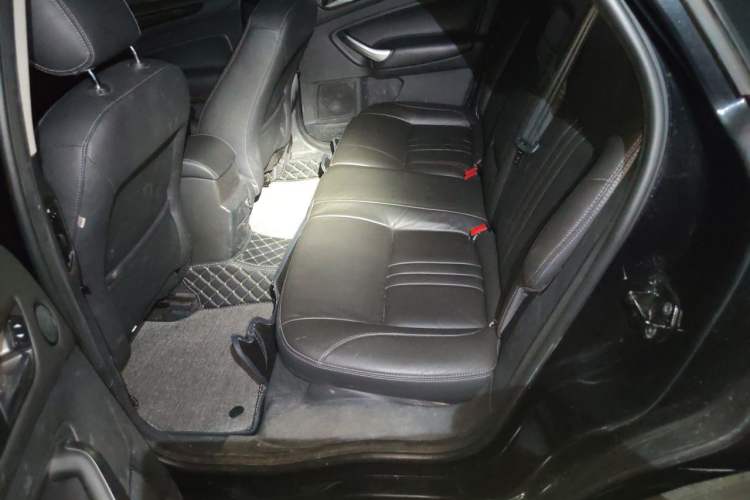 Used Ford Mondeo 2013 2.3L Luxury Model Left Rear Seat
