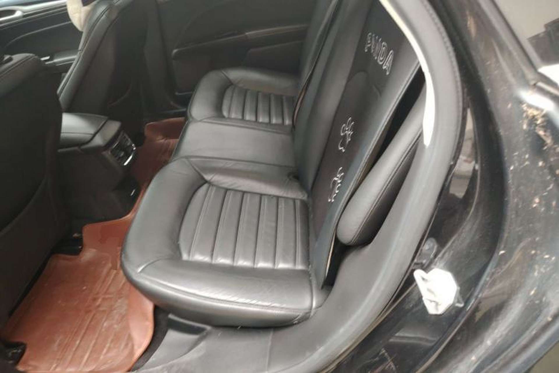Used Ford Mondeo 2013 2.0L GTDi 200 Luxury Model Left Rear Seat