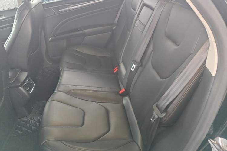 Used Ford Mondeo 2013 2.0L GTDi240 Luxury Sport Model Left Rear Seat