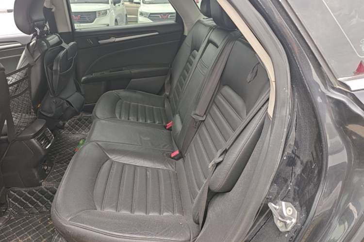 Used Ford Mondeo 2013 1.5L GTDi180 Fashion Edition Left Rear Seat