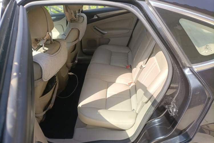 Used Ford Mondeo 2013 2.3L Fashion Edition Left Rear Seat