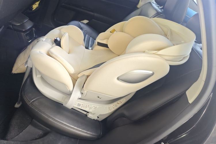 Used Ford Mondeo 2013 2.0L GTDi 200 Luxury Model Left Rear Seat