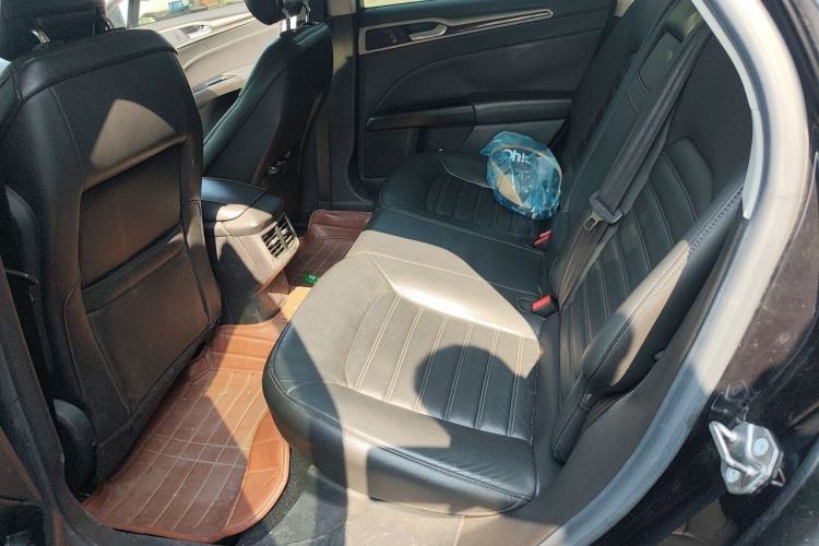 Used Ford Mondeo 2013 2.0L GTDi 200 Luxury Model Left Rear Seat