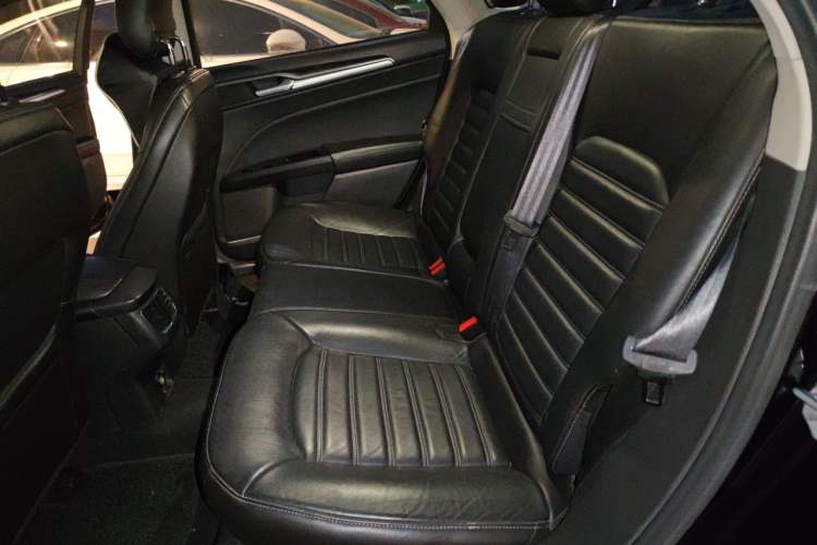 Used Ford Mondeo 2013 1.5L GTDi180 Fashion Edition Left Rear Seat