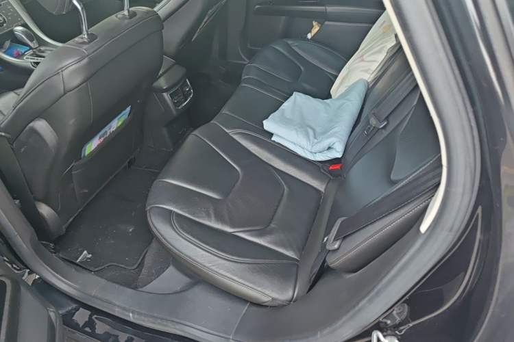 Used Ford Mondeo 2013 2.0L GTDi240 Luxury Sport Model Left Rear Seat