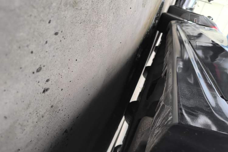 Used Ford Mondeo 2013 2.0L GTDi 200 Luxury Model Left Side Sill