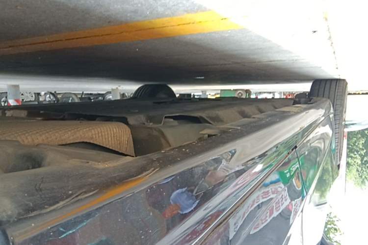 Used Ford Mondeo 2013 2.0L GTDi240 Luxury Sport Model Left Side Sill
