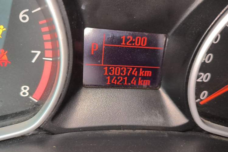 Used Ford Mondeo 2013 2.3L Fashion Edition Odometer Close Up