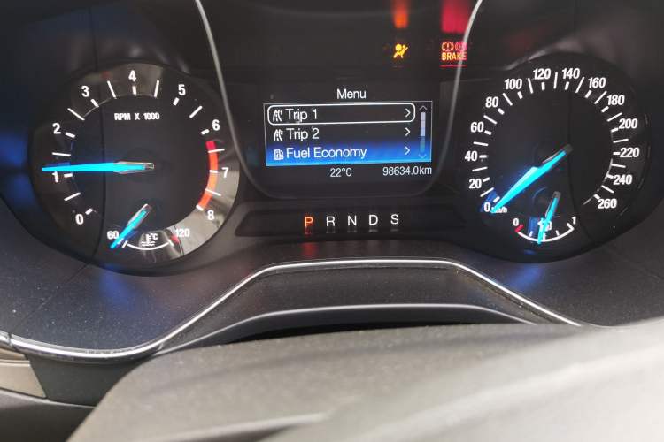 Used Ford Mondeo 2013 2.0L GTDi 200 Fashion Edition Odometer Close Up
