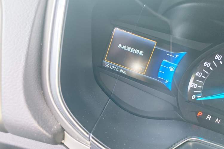 Used Ford Mondeo 2013 2.0L GTDi 200 Fashion Edition Odometer Close Up