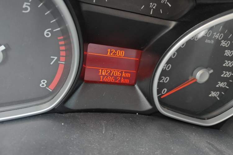 Used Ford Mondeo 2013 2.3L Fashion Edition Odometer Close Up