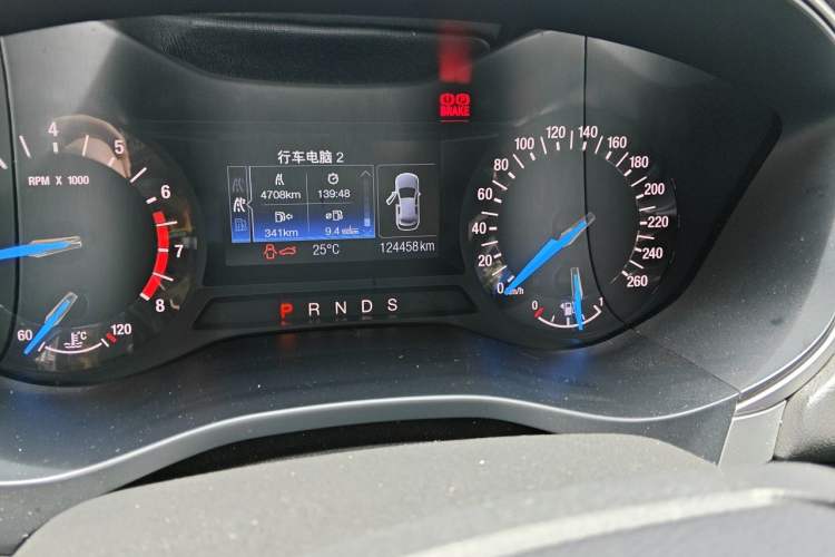 Used Ford Mondeo 2013 1.5L GTDi180 Fashion Edition Odometer Close Up