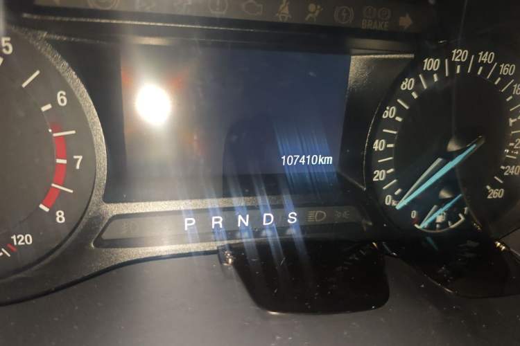 Used Ford Mondeo 2013 1.5L GTDi180 Fashion Edition Odometer Close Up