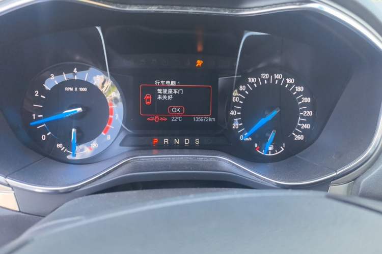 Used Ford Mondeo 2013 2.0L GTDi 200 Fashion Edition Odometer Close Up