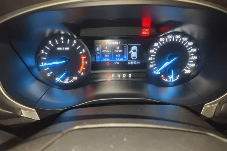 Used Ford Mondeo 2013 1.5L GTDi180 Fashion Edition Odometer Close Up