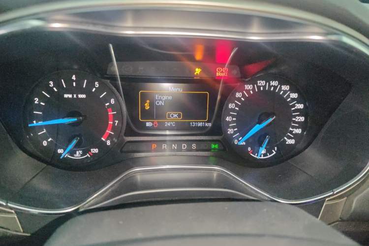 Used Ford Mondeo 2013 2.0L GTDi 200 Fashion Edition Odometer Close Up