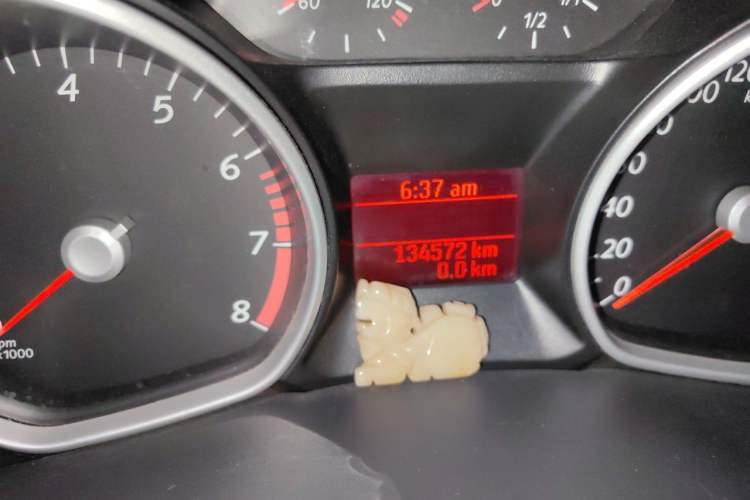 Used Ford Mondeo 2013 2.3L Fashion Edition Odometer Close Up